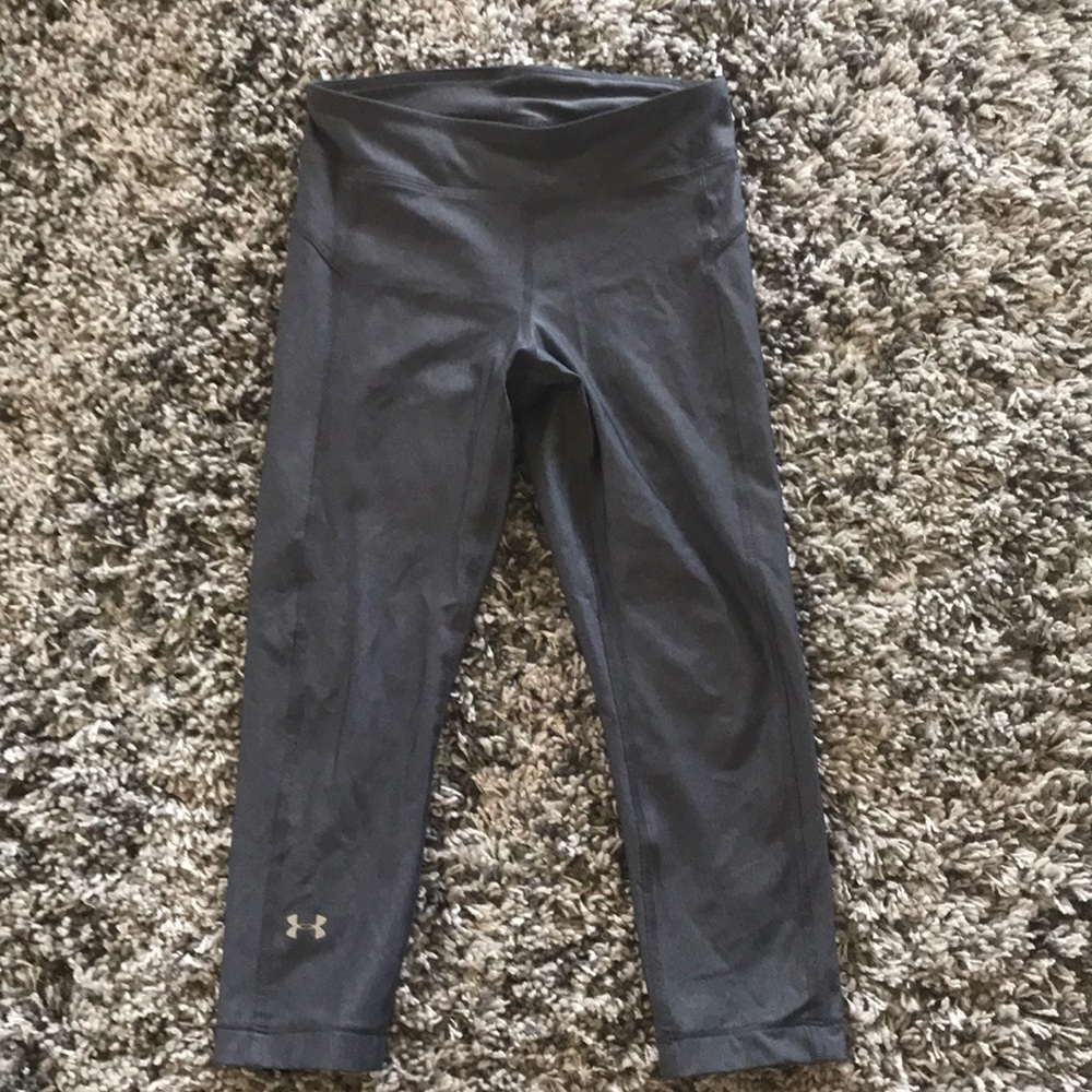Under armor crop